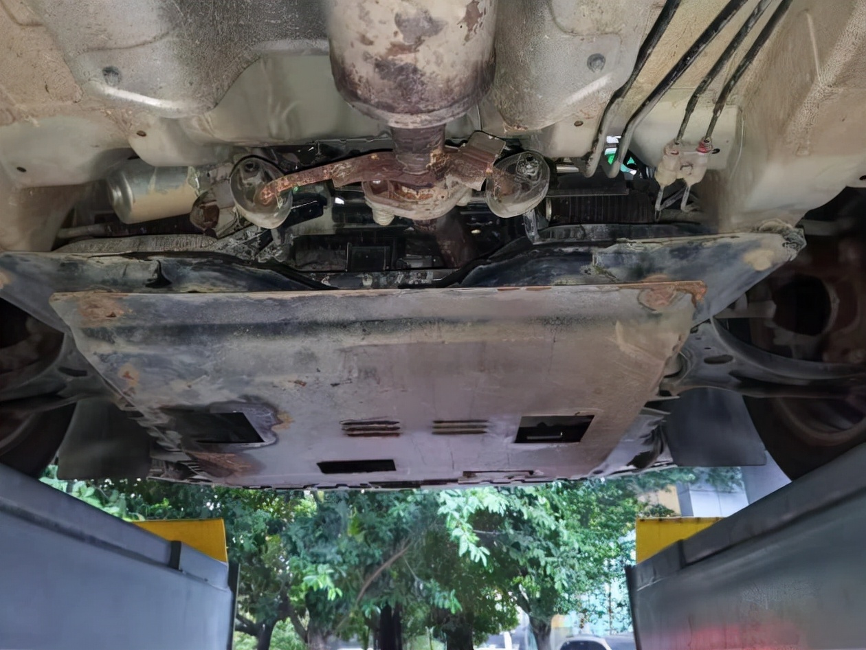 福州號(hào)稱一手極品二手車(chē)，不幸驗(yàn)到它翻車(chē)
