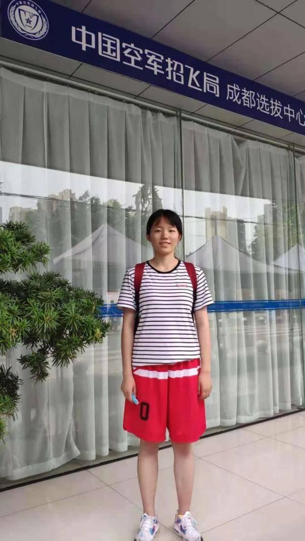 恭喜！5名女孩喜获清华、空军航空大学双学籍，她们来自哪些中学