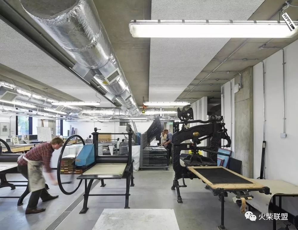 国内外优秀大学校园设计作品，看看别人的大学可以有多美