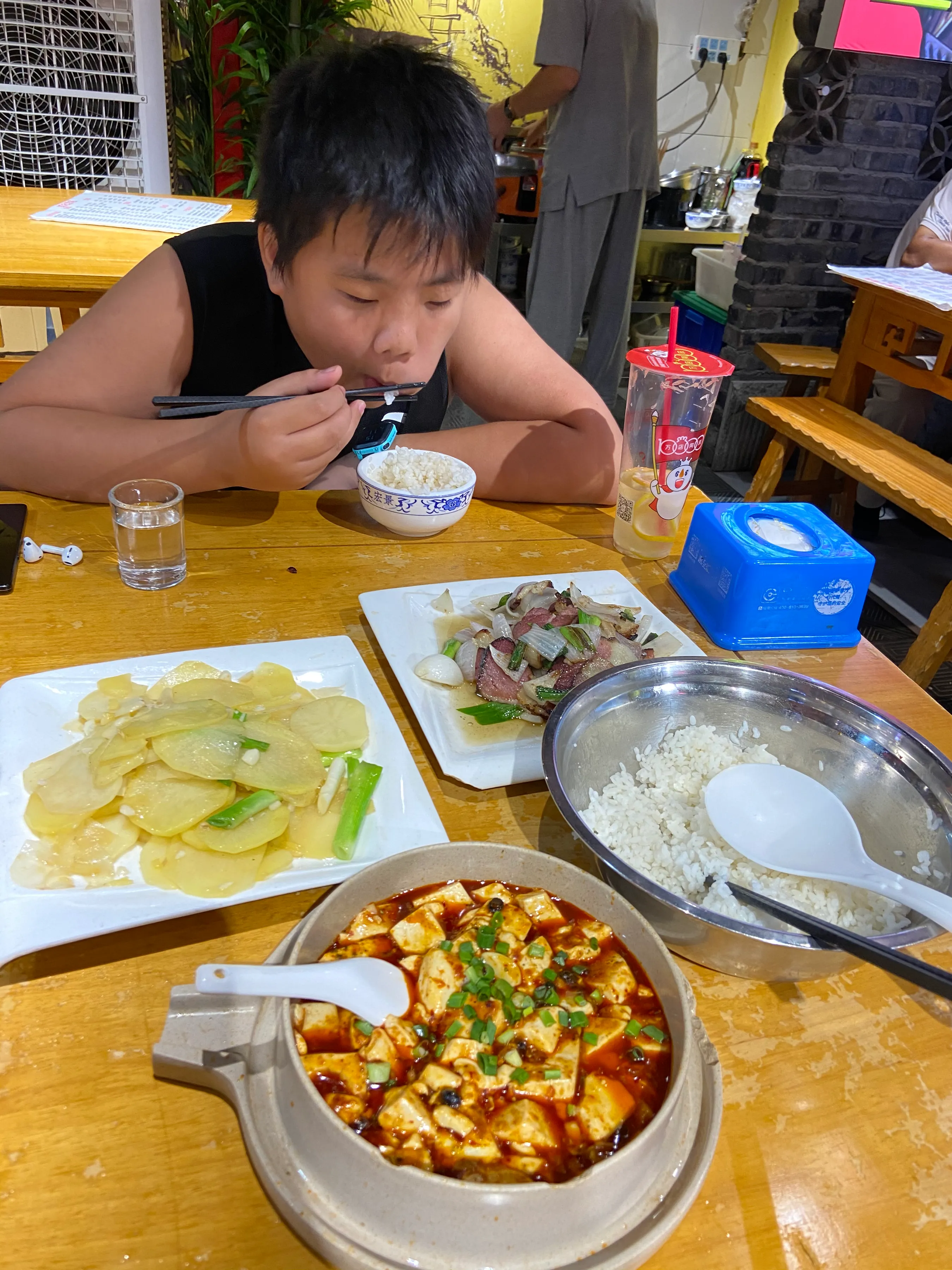 深圳去九寨沟旅游(深圳自驾九寨沟8日游（深-重庆-成都-都江堰-乐山-九寨沟-返深）)