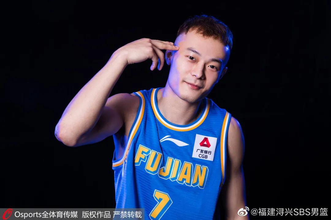 扣篮视频(CBA第一快领衔扣篮大赛！颤抖吧，NBA)