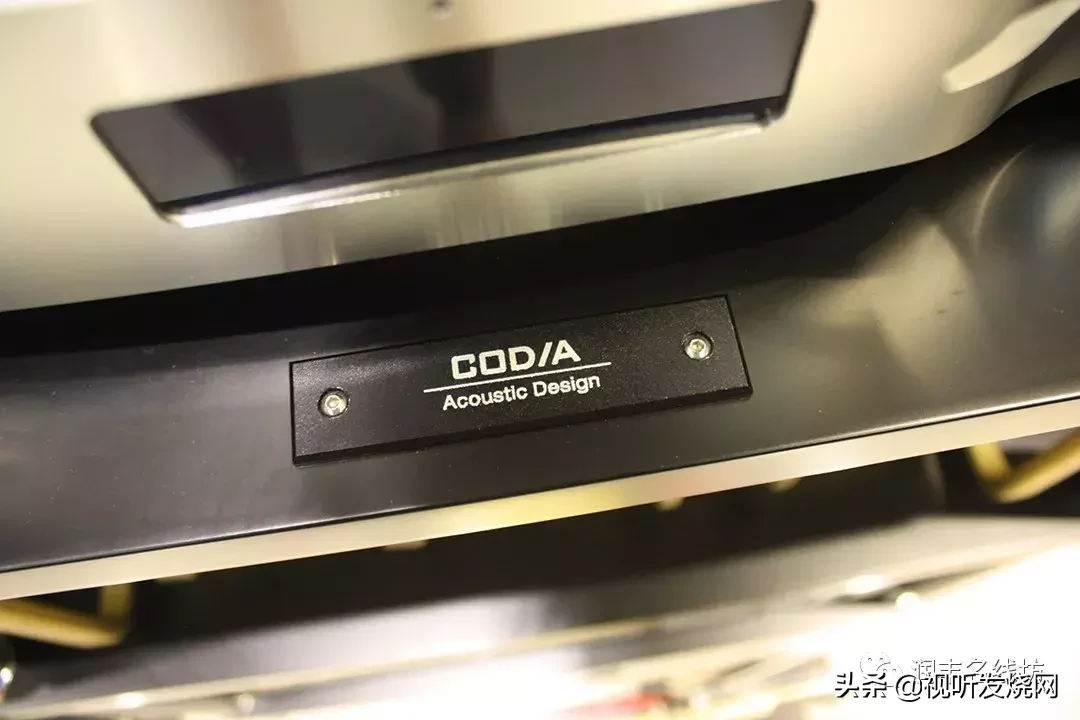 【烧友测评】收放自如、均衡：CODIA Stage700器材架