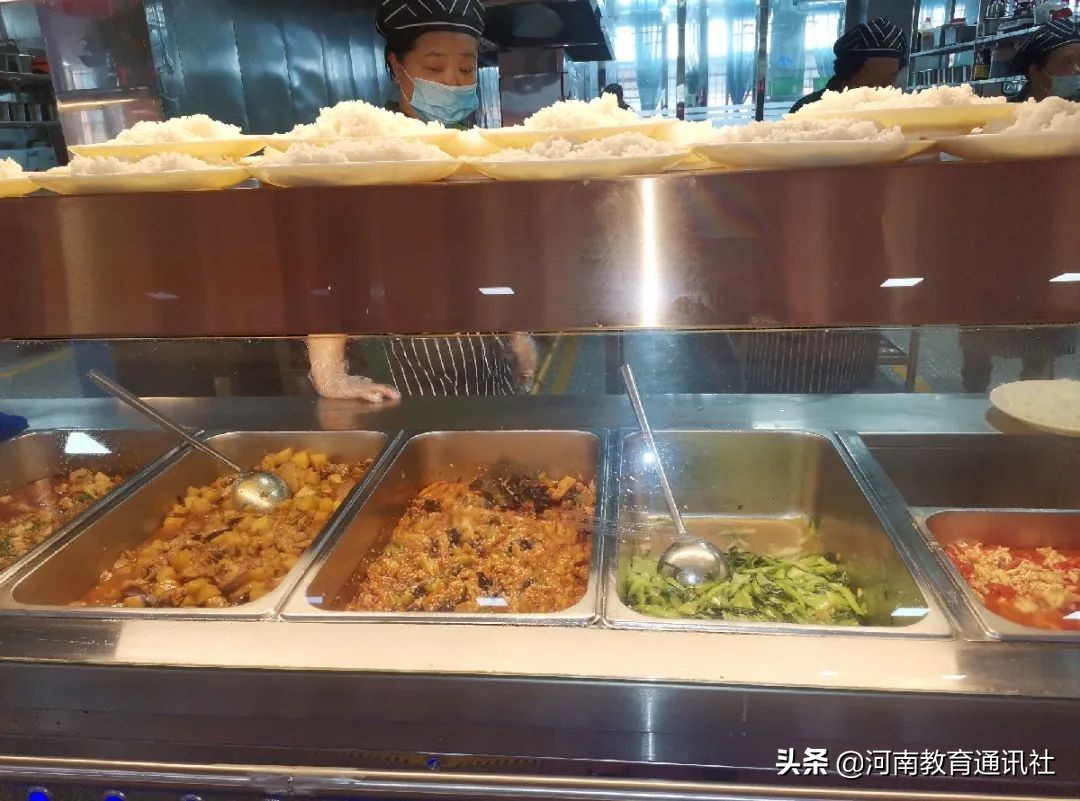 焦作一中2021级高一新生入学第一天掠影