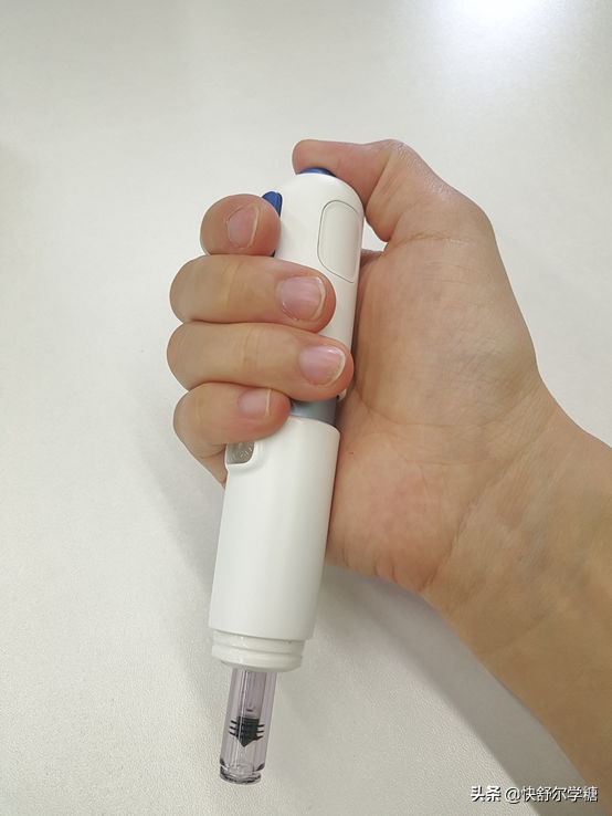 对于接受胰岛素治疗的糖尿病人来说，哪个牌子的无针注射器更好用