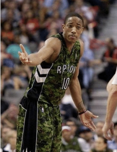 nba有哪些队的球衣是黄色（盘点篮球最丑球衣，公牛红蓝配，步行者金黄裤衩，全明星奇葩设计）