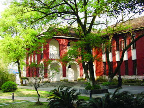 请收藏：景德镇陶瓷大学2021年艺术类本科提前批次录取分数线发布