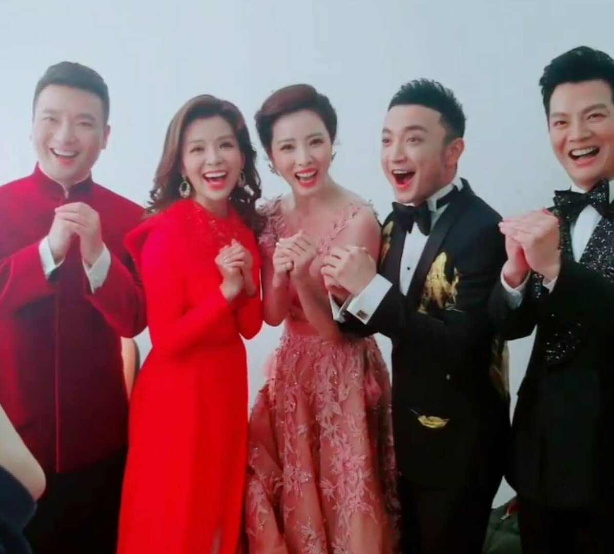 黄健翔被央视开除真相(从央视离职的6位主持人,有人成为老板,有人沦为