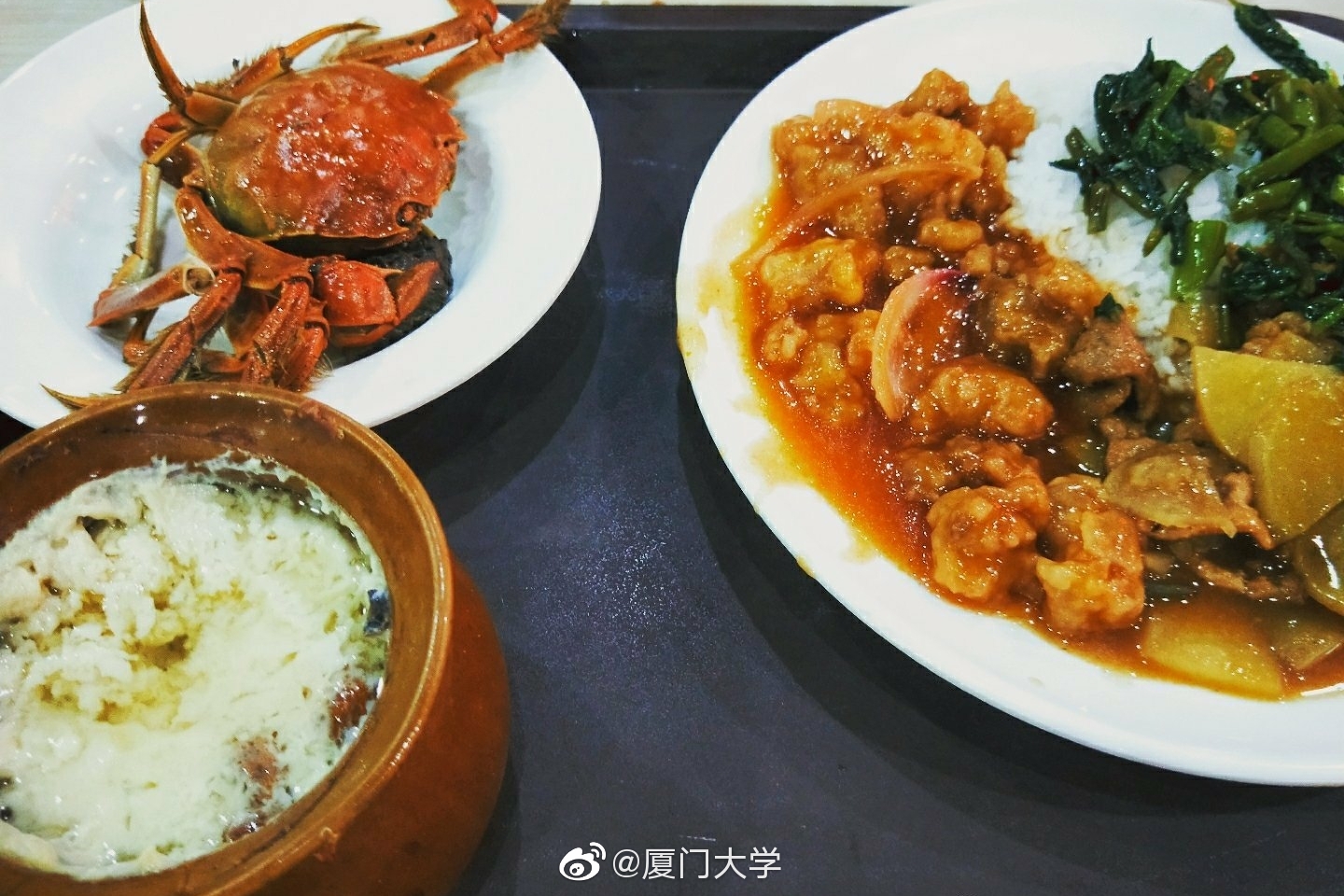 厦门大学食堂有多好中式大厨做盘菜6元,米饭10年,值了