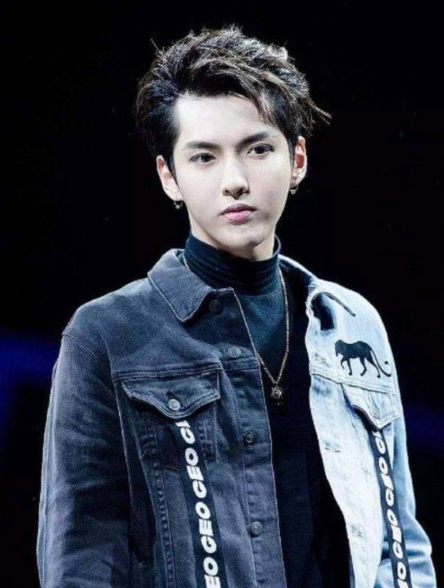 中国传媒大学都同学胜，吴亦凡败，在读高中生、大学生悟出了什么