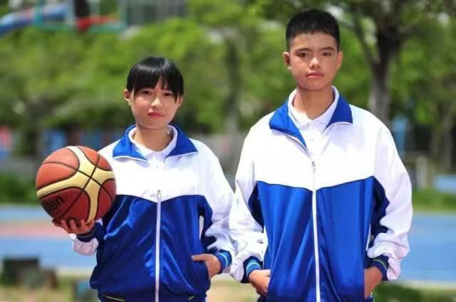 上海一所“贵族学校”火了，学费高达98万，家长绞尽脑汁报名