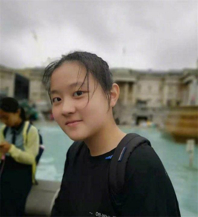 初中女生“情书”当作文，语文老师看后却感动落泪，网友：真懂事