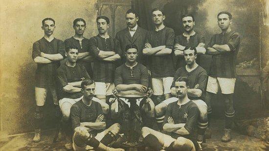 为什么92年欧冠豪门都没来（解析｜1992年才拿到欧冠的巴萨，算是老牌豪门吗？）