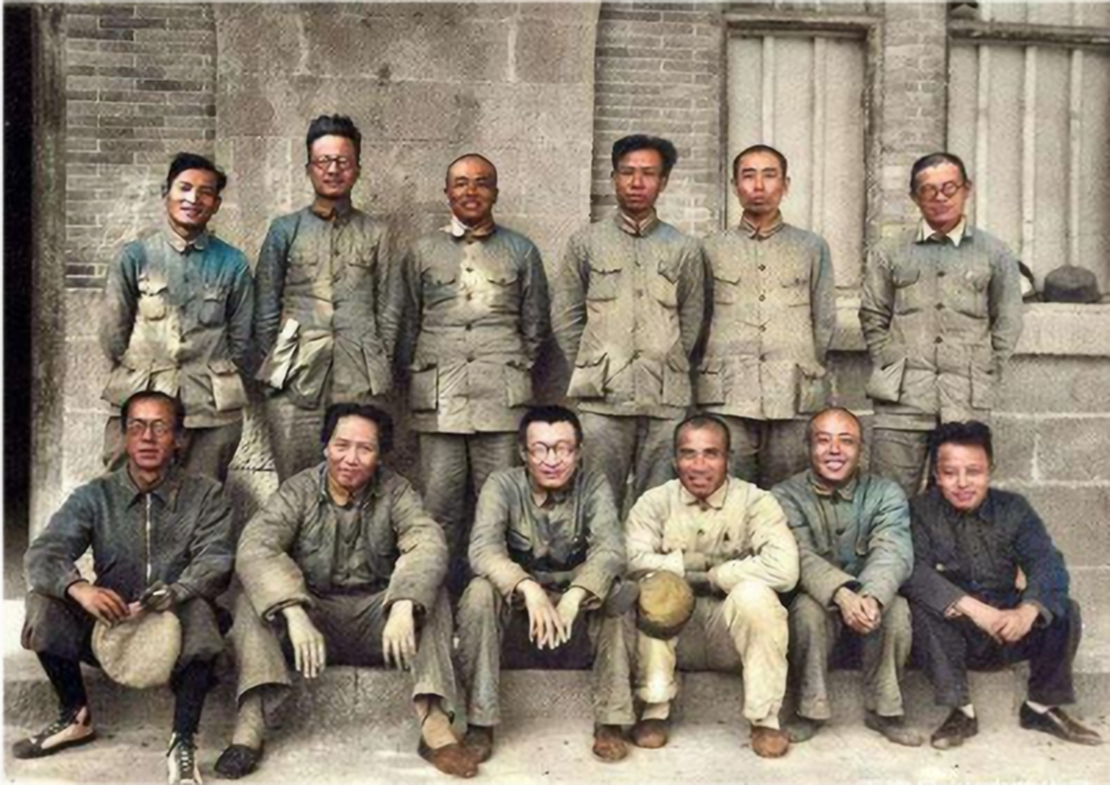 林彪：十大元帅之一，40岁时担任重要军事职务