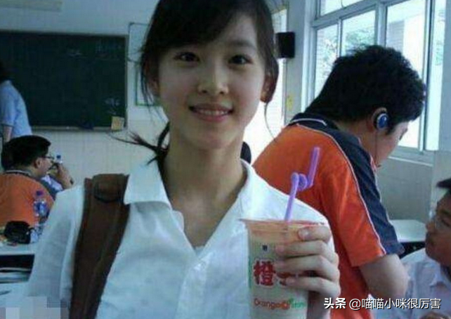 刘强东事件3年后，28岁奶茶妹妹章泽天的聪明让人刮目相看