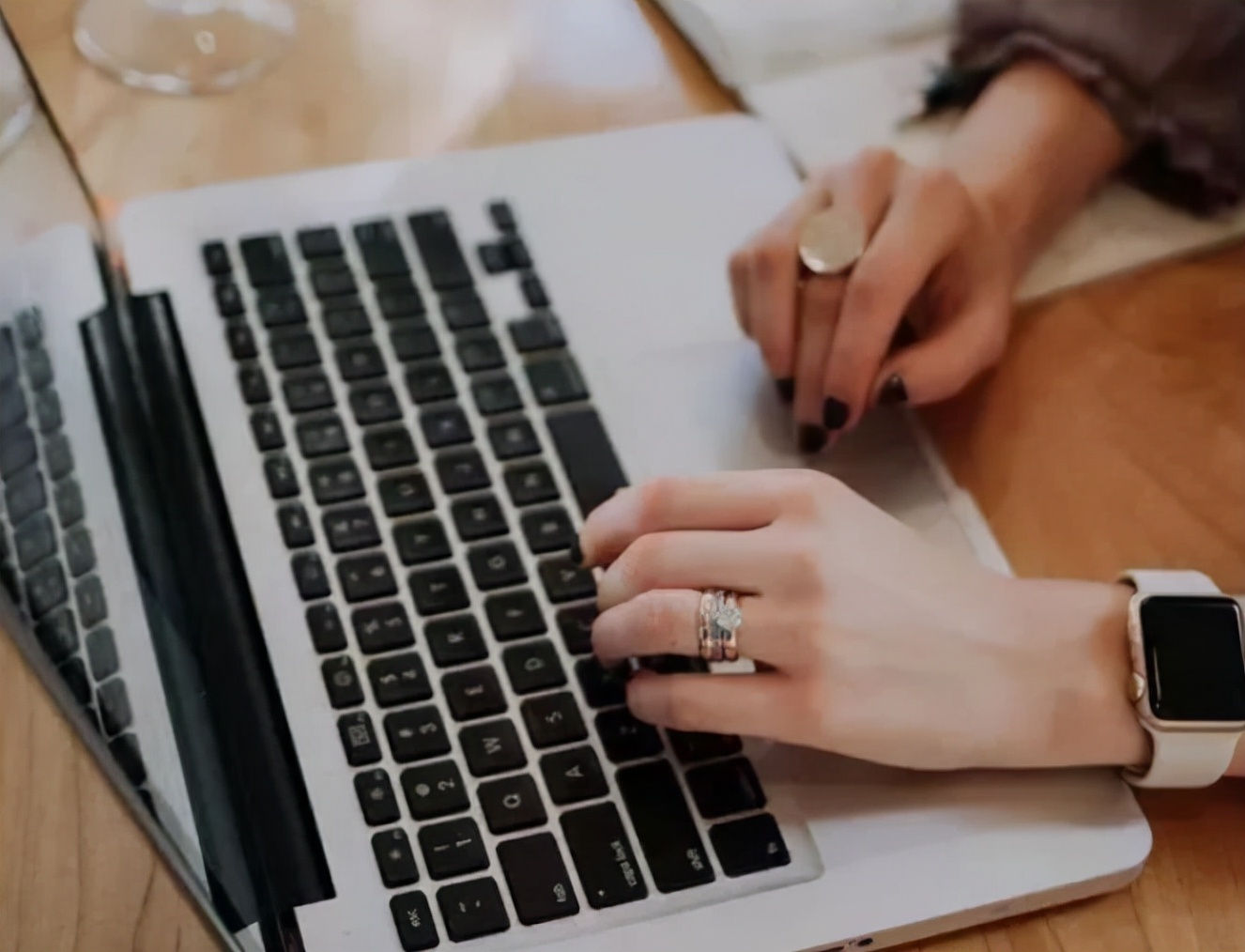 大学应该选择双学位吗？有什么好处？选择哪个专业好？