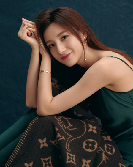 马凡舒走秀比赛视频未删减版(央视主持马凡舒,走秀泳裤意外滑落,淡定