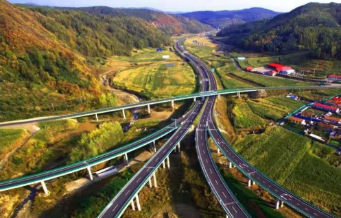 首创卧铺客车、当过大学校长、开创中国先河，他的研究已在全国27个省实施！