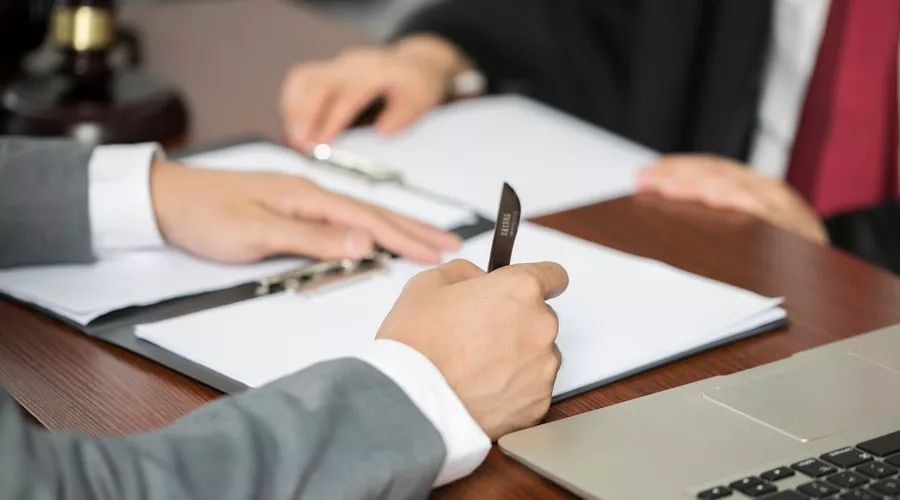 以比亚迪“广告门”谈企业合同诈骗的风险防范