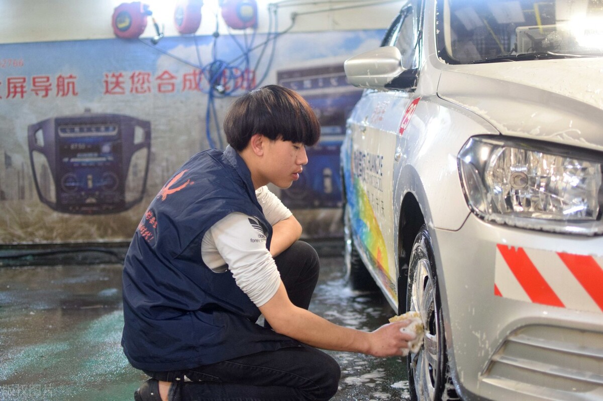 广州老板开洗车店，利用“免费”洗车狂赚400万，这模式值得借鉴