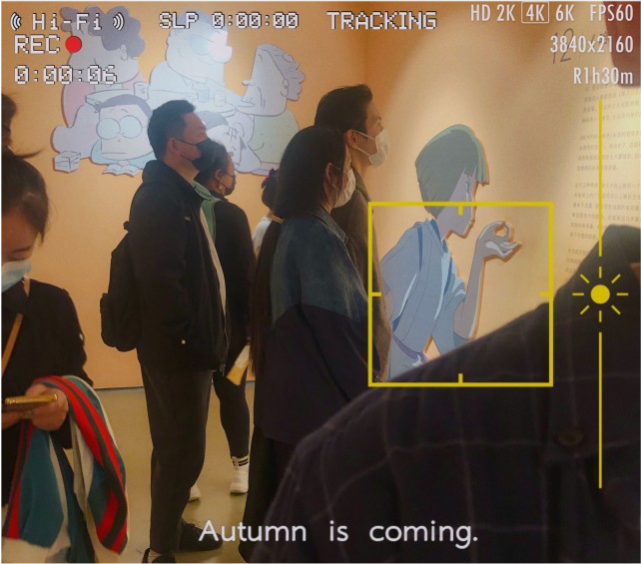 偶遇向佐一家看画展，郭碧婷素颜出镜被夸很美，小奶皇长得很可爱