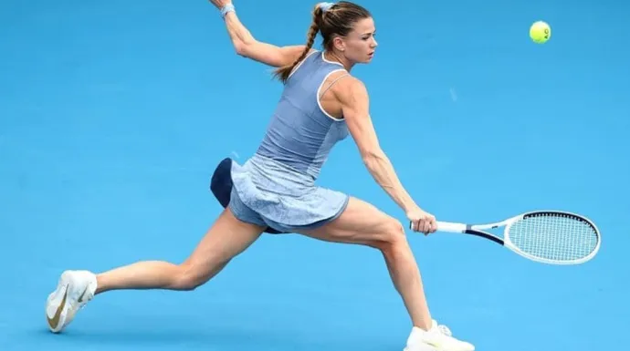 大学网球学习计划（能打比赛就不花钱请教练了？请收下这六种网球自学方法！）