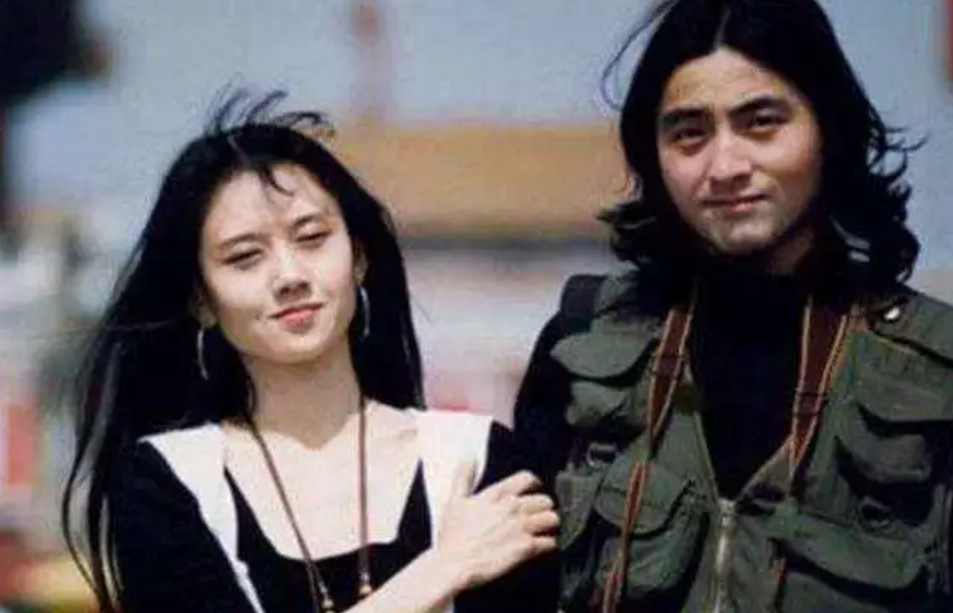 疯魔的杨丽萍：为舞蹈终身不育，一周睡1小时，被冯小刚叹为天仙