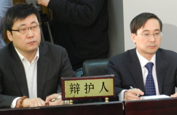 华东政法大学校草火了，有颜值又有才华，网友直呼是现实版何以琛