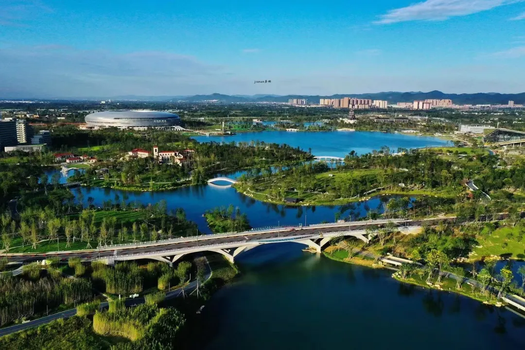 龙泉驿现在哪里最美?一定是这里