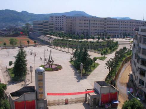 厉害：湖南这些民办高中不可小瞧，力压一些公立省级重点中学