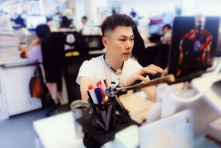 政治新匠师丨云阳：用严谨治学，用幽默教学