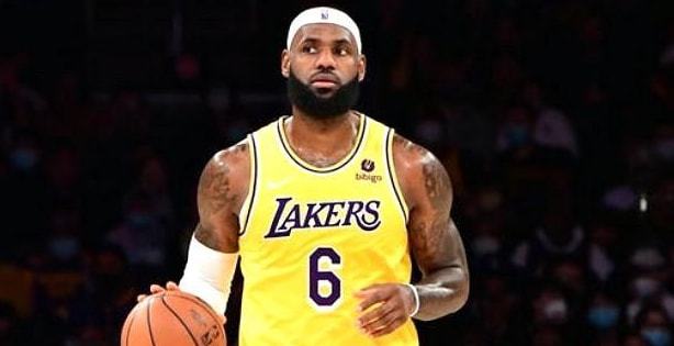 nba现役最强配合有哪些人(如果让你自由组合，NBA哪5人一起 算是最强攻防一体阵容？)