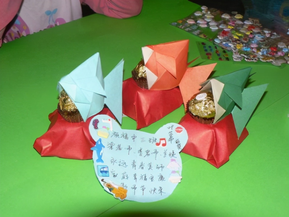 给老师“送礼”，不如多跟老师说这几句话，老师更愿意关照孩子