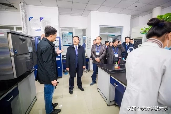 迎评进行时｜我校本科教学工作审核评估专家见面会召开！