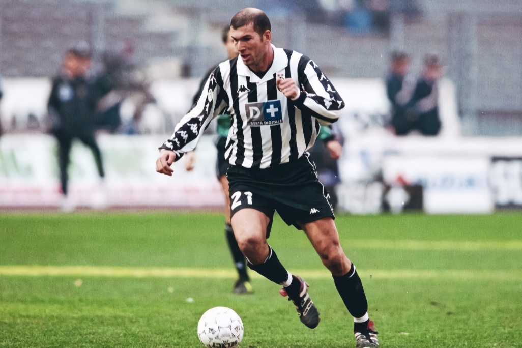 06年齐达内复出打世界杯(齐达内人物志:当球员全满贯,执教欧冠三连