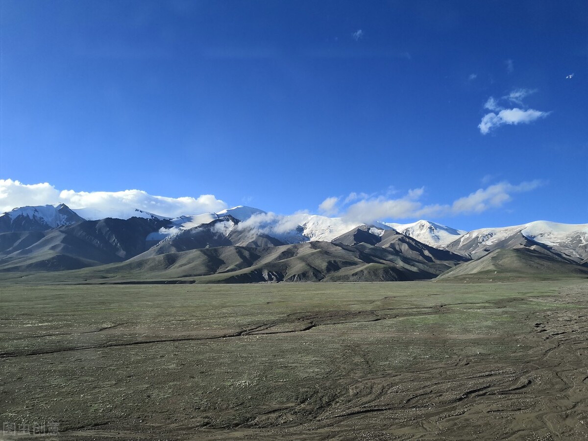 坐着火车去旅行，这5趟火车此生一定要坐一次，你最想体验哪一趟