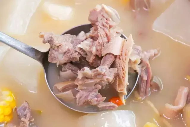 28年的老字號粵菜館,陪伴了梅林兩代人。