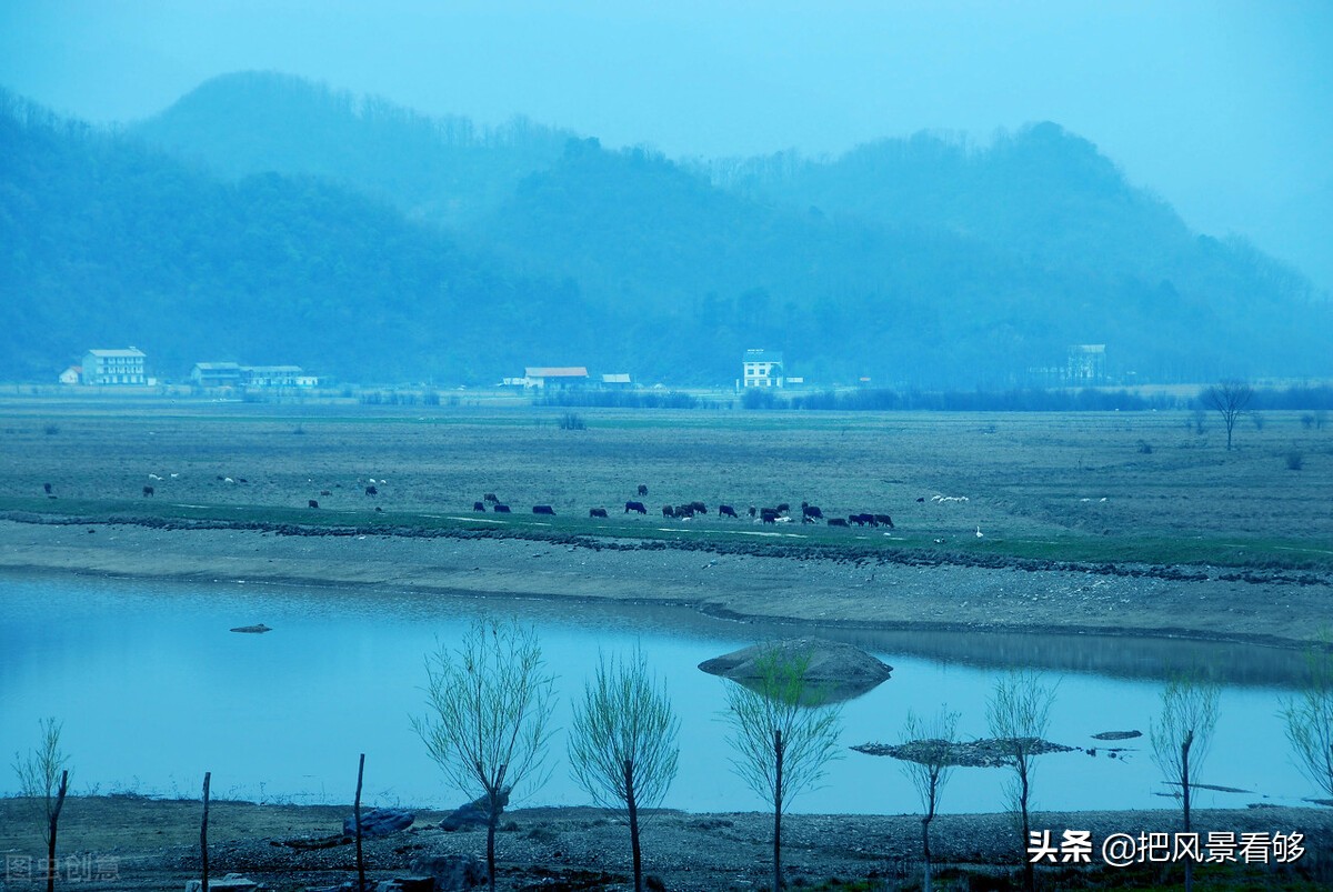 秭归旅游一年豪赚100亿(湖北这个高山湖泊 是全国知名打卡地 当地农民有的年收入百万)