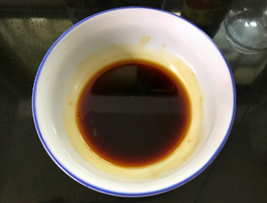 生蚝直接用清水洗？难怪洗不干净，多加1个小技巧，轻松去黏液