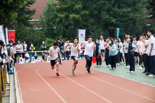 北京市建华实验学校第三届秋季运动会成功举办