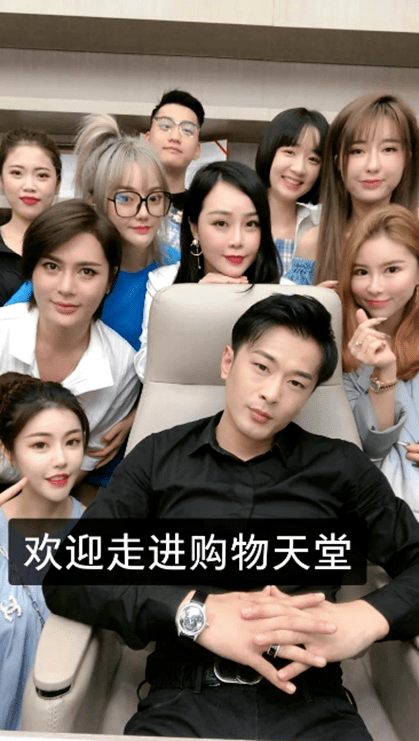 高调复出，封路直播，谁能管管卖假货的辛巴？