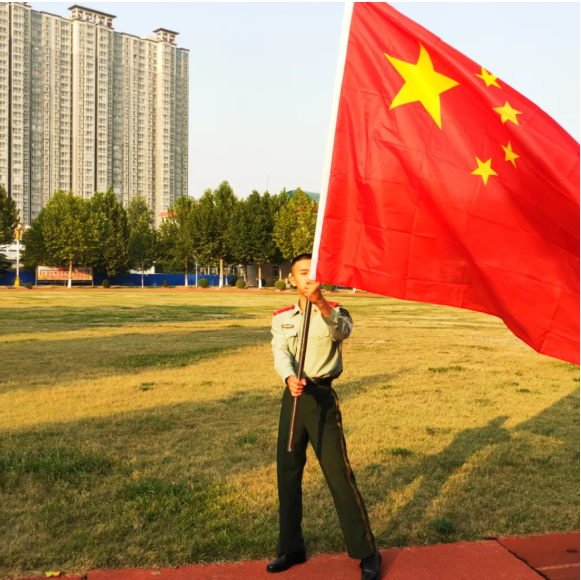 飒！登上央视、保研985、执行维稳任务，这10位军人学霸来自同所名校！