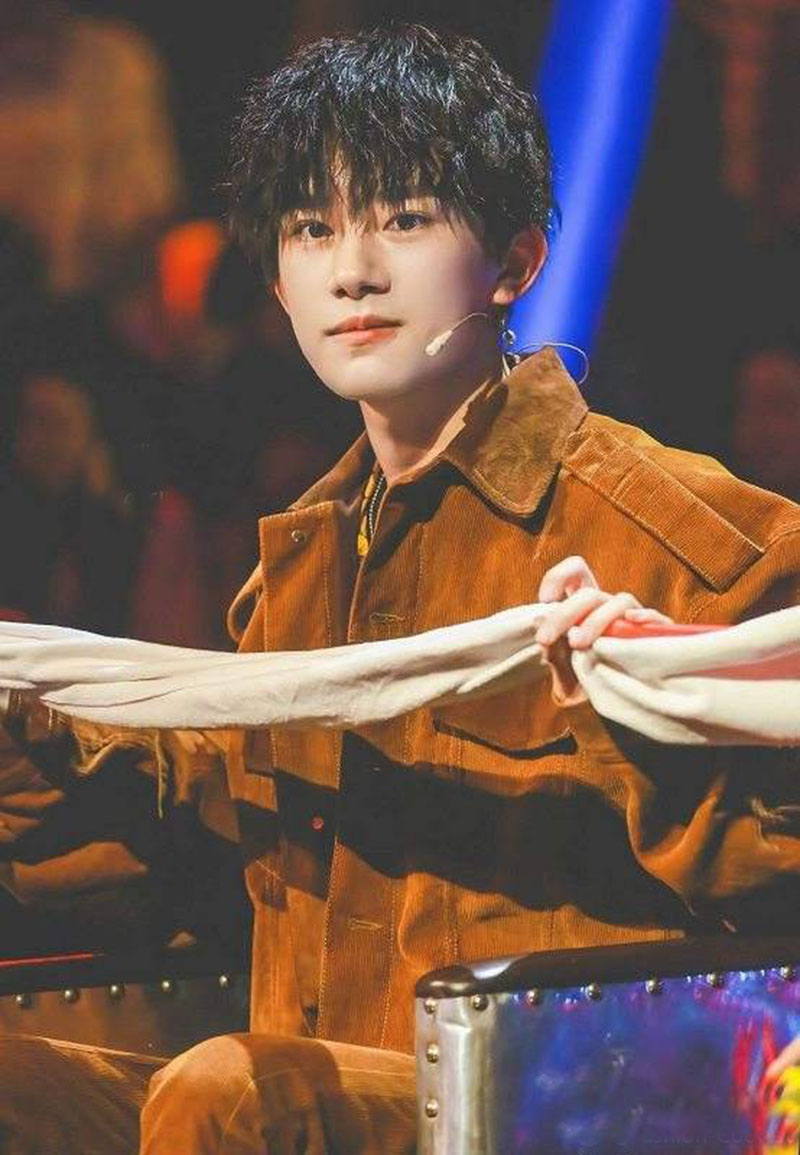 7位明星锡纸烫大比拼,王源演绎坏男人,魏大勋呆萌,还是他最渣