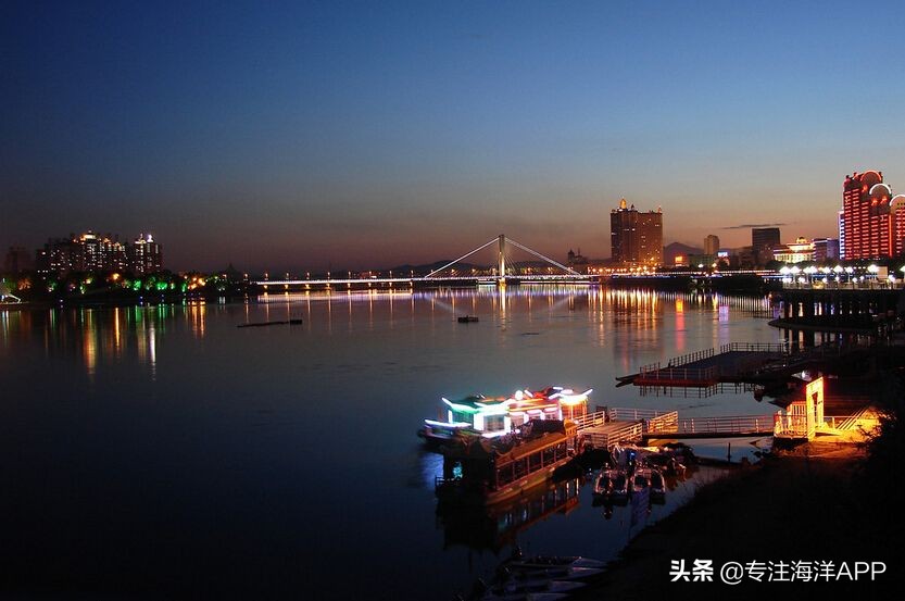 2020年多省市高校国庆放假安排汇总