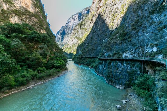 巴拉格宗旅游攻略(探巴拉格宗景区：一眼万年，却仍想再望无数次（附最强攻略）)