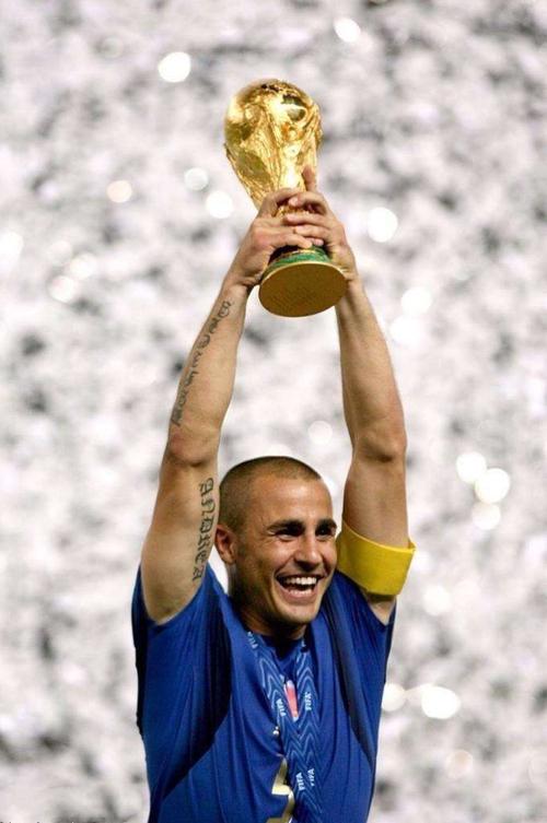 94年世界杯捧杯是哪位队员（世界杯冠军队长-金杯捧杯人）