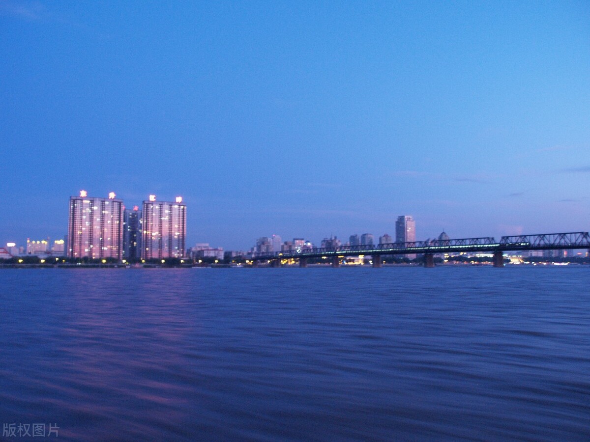 哈尔滨商业大学 官网（2021哈尔滨商业大学录取分数）