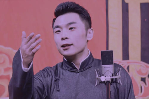 德云“疯狗”张九南，台上怼天怼地怼观众，台下却是暖心大男孩？