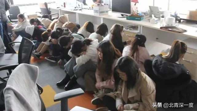 兰州特大“套路贷”中被逼债的人：还款日吞下洁厕灵和安眠药，89人因催收而自杀身亡