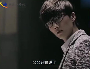 随着非主流时代坠落的巨星，“过气歌手”许嵩凭什么被央视狂赞