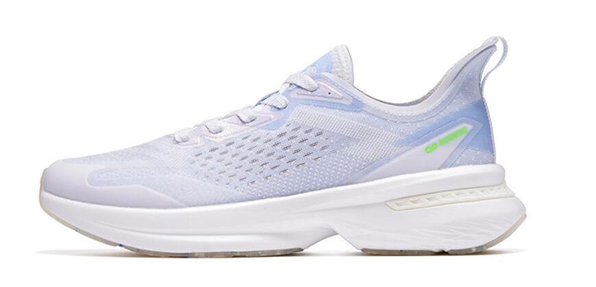 但是也是300元以内跑鞋里中底跑起来最舒服的之一了